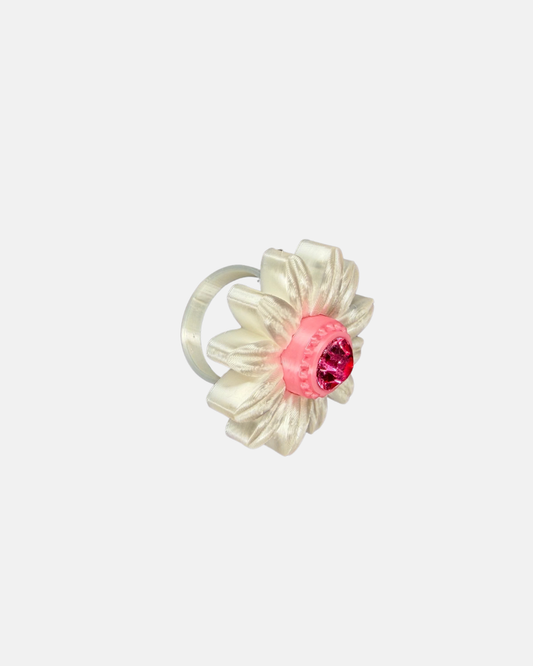 BLUSHING PETAL